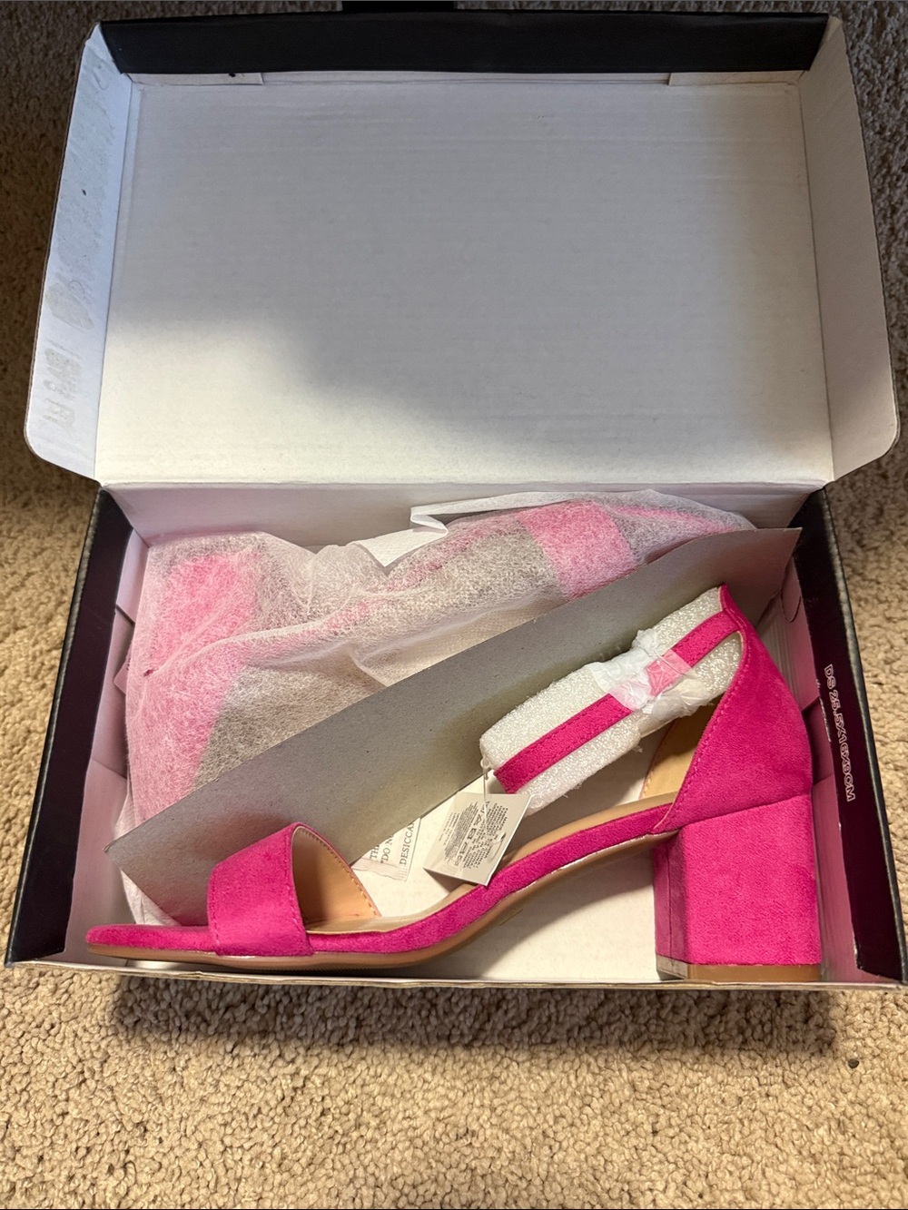 Feminine Block Heel Sandal in Fuchsia with Ankle Strap